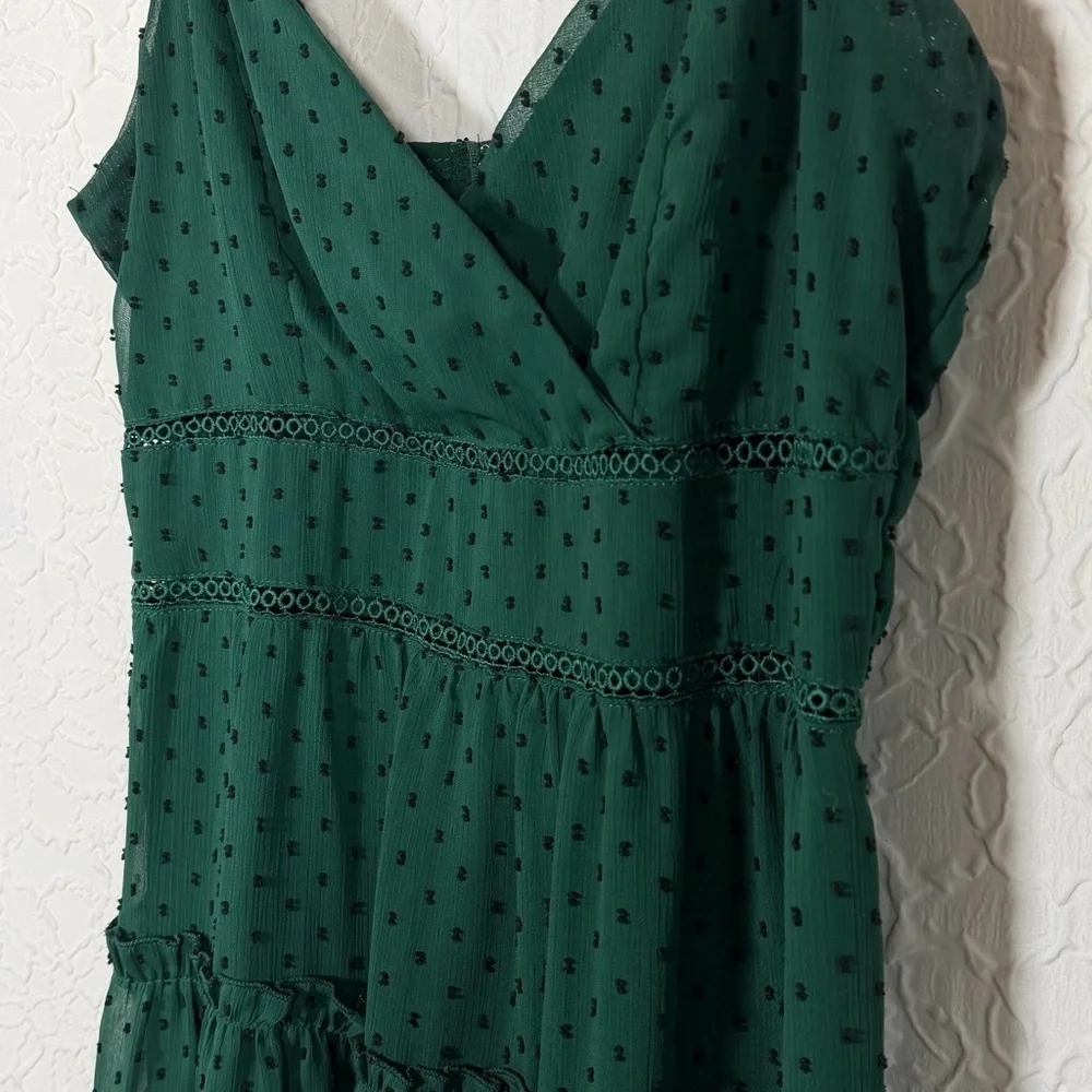 Trixxi Emerald Green Embroidered Ruffle Tiered Mini Dress Sz L